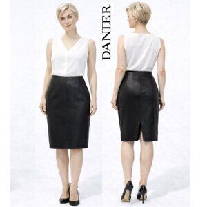 Danier Black Leather Pencil Skirt Genuine Leather Classic Midi Size 4